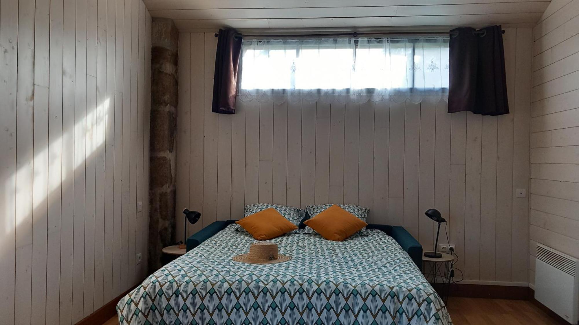 Chambres Et Gite Dans Un Lieu Calme Et Champetre Gourge Les Grippeaux Proche Parthenay ภายนอก รูปภาพ