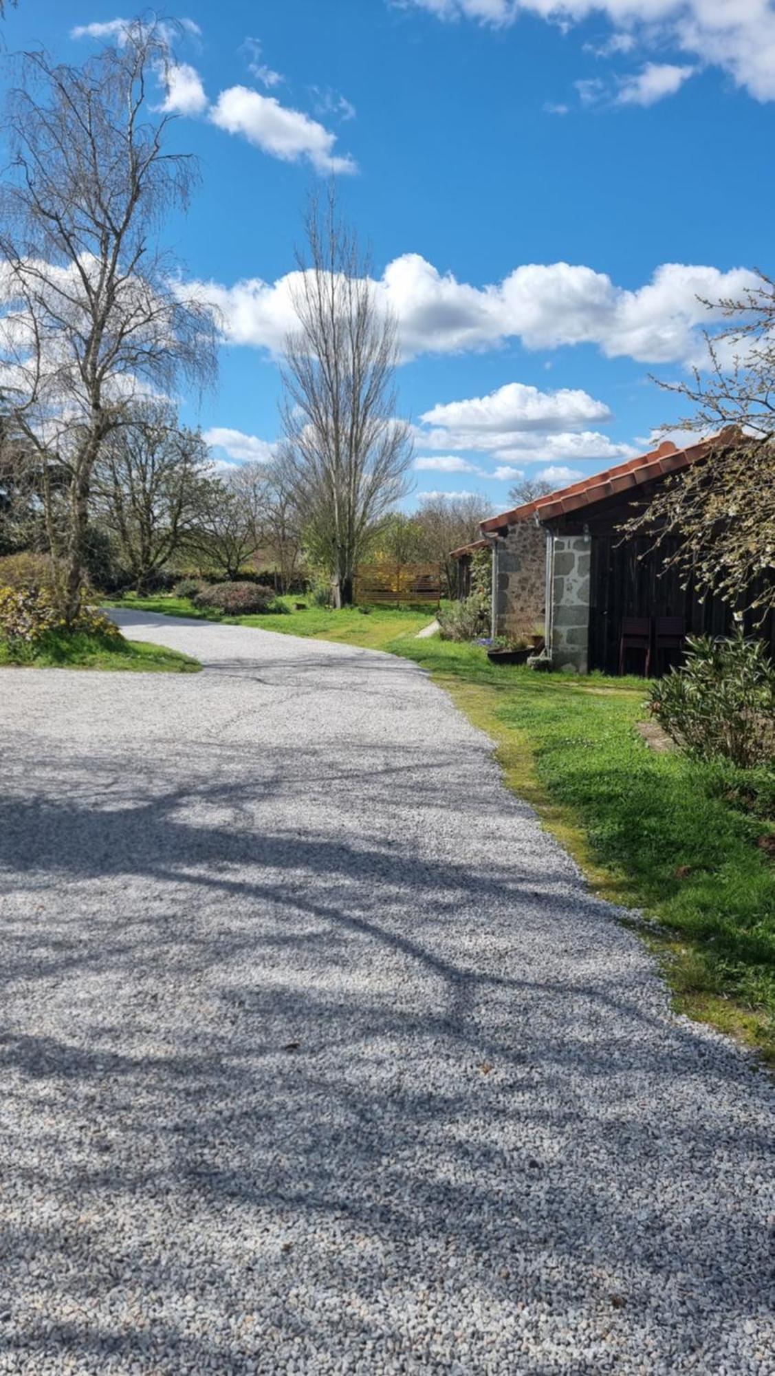 Chambres Et Gite Dans Un Lieu Calme Et Champetre Gourge Les Grippeaux Proche Parthenay ภายนอก รูปภาพ